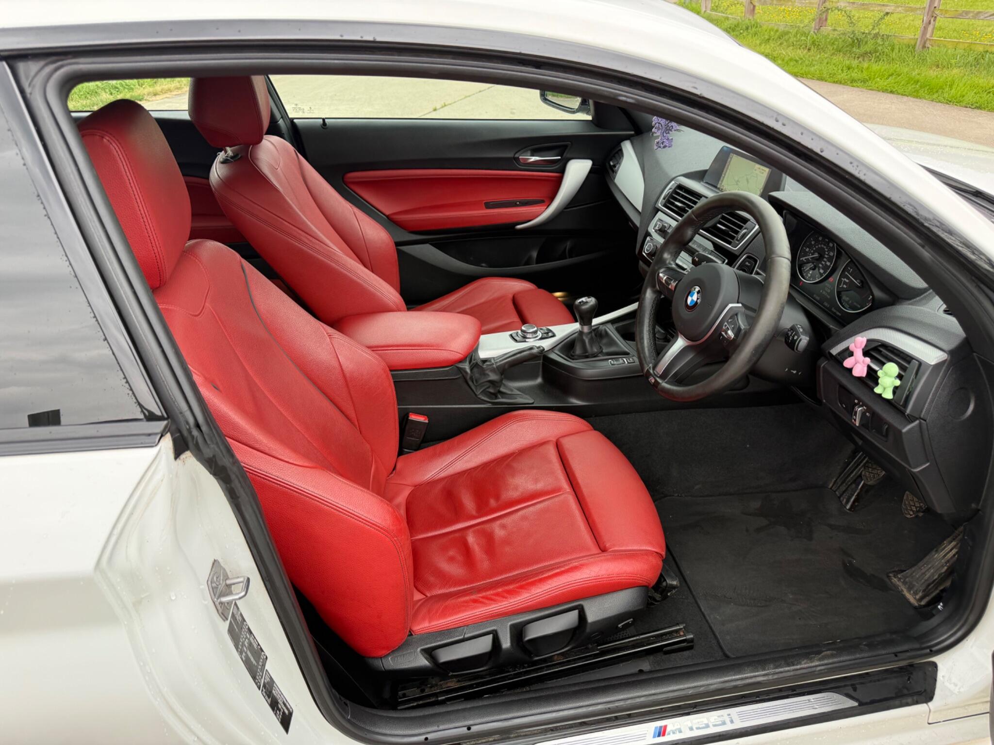 BMW 1 Series 3.0 M135i Euro 6 (s/s) 3dr — photo 73 of 92